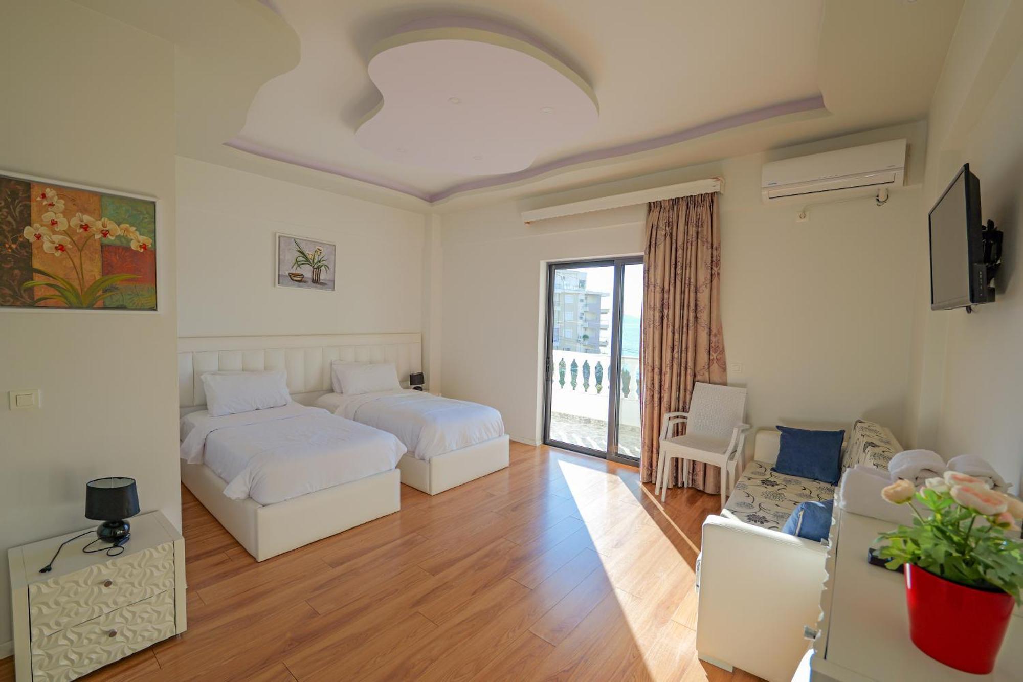 Hotel Iliria Саранде Екстериор снимка