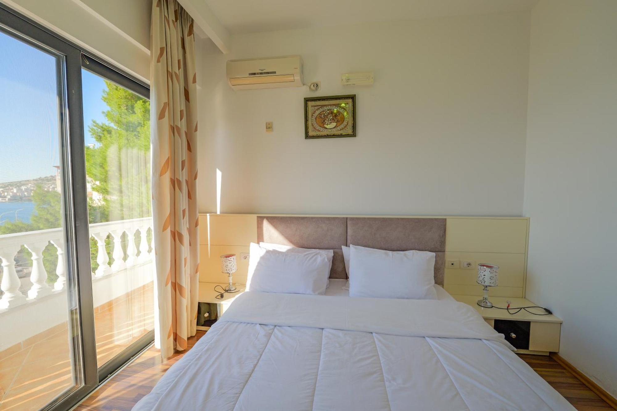 Hotel Iliria Саранде Екстериор снимка